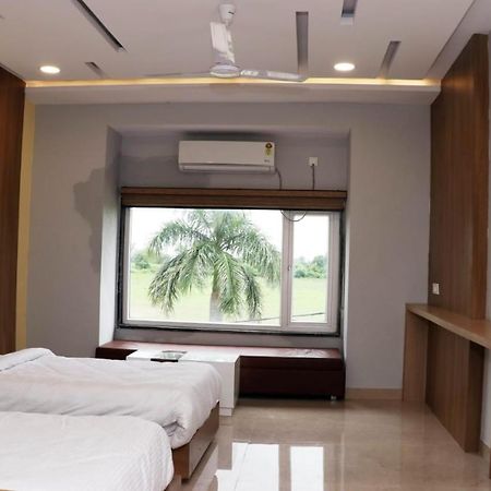 Hotel Savitri Signature Narsinghpur מראה חיצוני תמונה